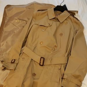 BURBERRY Kensington Trench Coat - Men's 48